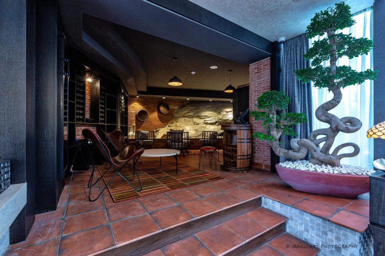 Hotel Adamo Tiflis Dış mekan fotoğraf