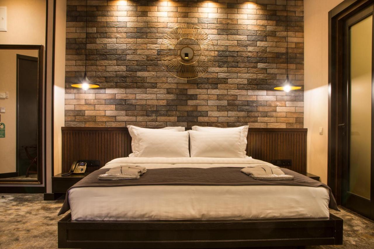 Hotel Adamo Tiflis Dış mekan fotoğraf