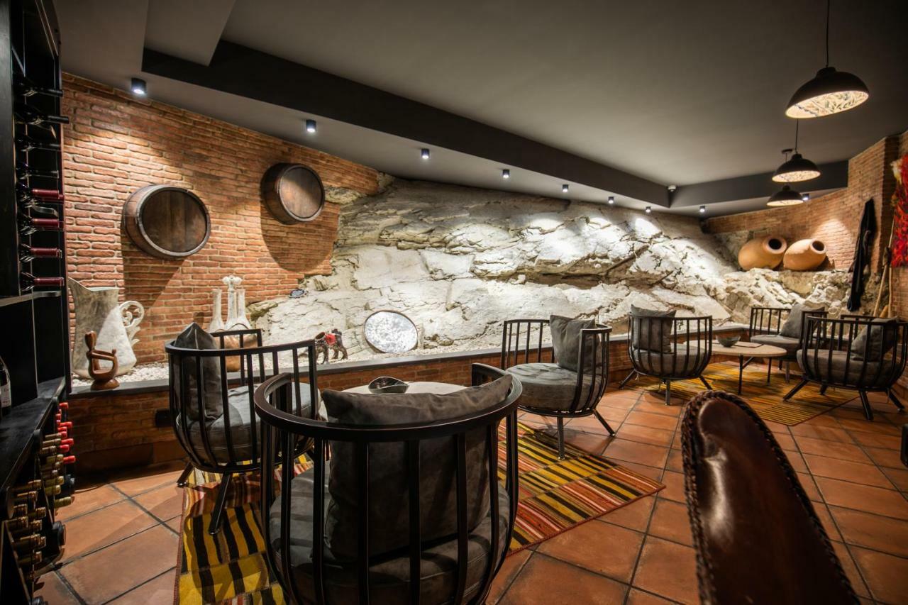 Hotel Adamo Tiflis Dış mekan fotoğraf