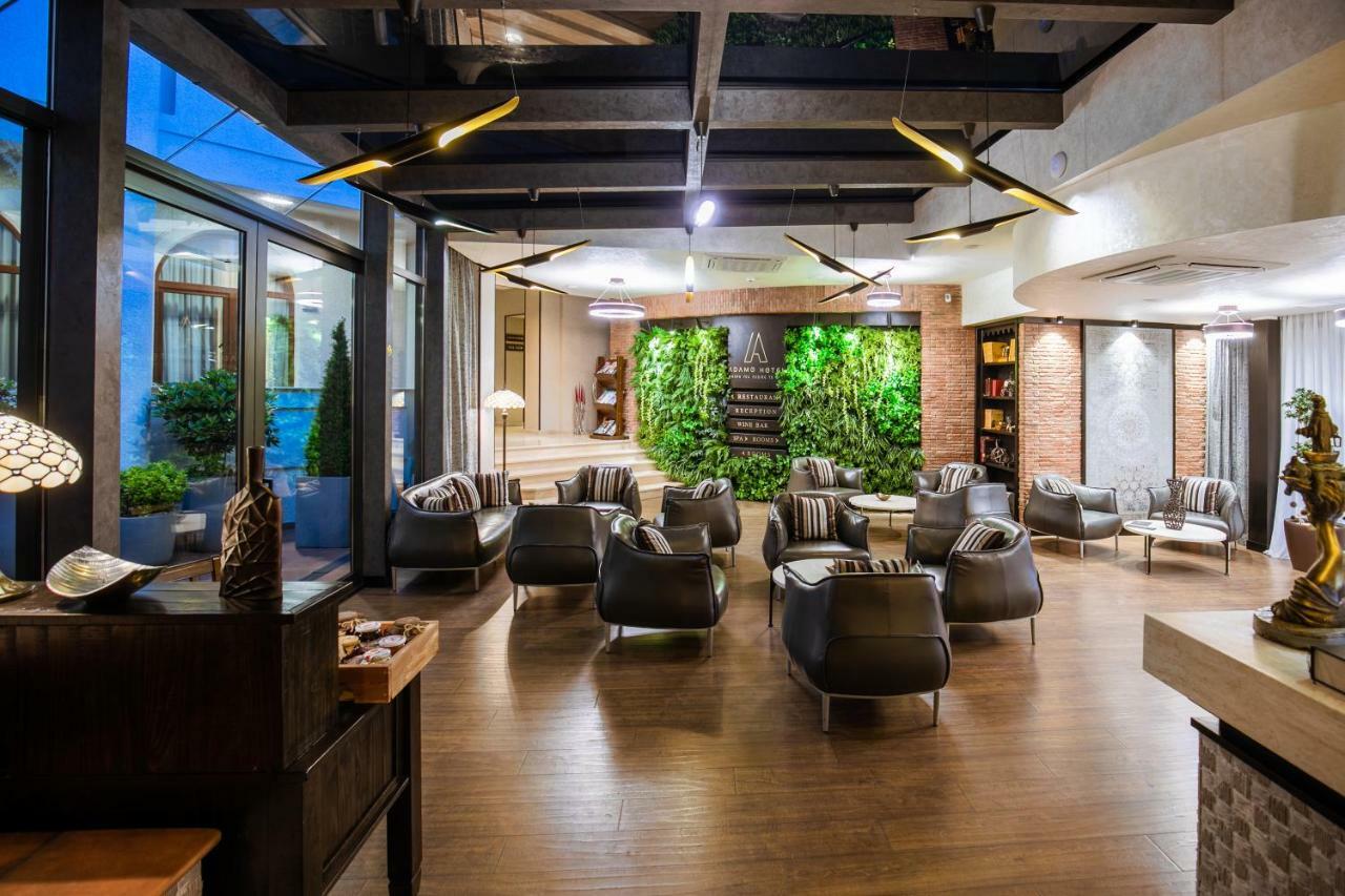 Hotel Adamo Tiflis Dış mekan fotoğraf
