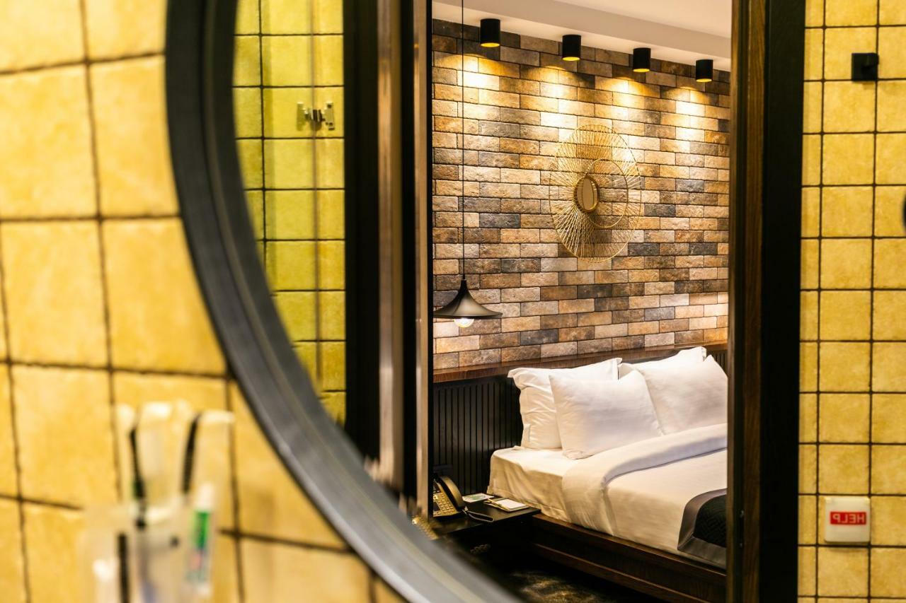 Hotel Adamo Tiflis Dış mekan fotoğraf